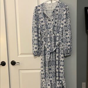 SHEIN Blue and White Patterned Long Sleeve Dress